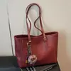 Bolso Bandolera Versátil de Gran Capacidad Estilo Retro para Mujer 2023 Nuevo Color Sólido Casual Simple de Gama Alta