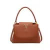 Bolsa de Ombro Transfronteiriça Nova Tendência Outono e Inverno Bolsa de Mão Simples em Forma de V Bolsa Feminina Fashion Versátil Bolsa Transversal para o Dia a Dia Mulheres
