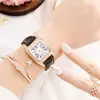 Nuevo reloj de moda Tiktok para mujer, con forma de cubo de vino y cinturón cuadrado, reloj de mujer, reloj de mujer, reloj casual de estilo coreano para estudiantes.