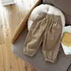 Conjunto de Moletom para Meninos 2026 Outono Novo Estilo Fashionável Moderno Grafite Top Calça Jogger Reta Conjunto de Duas Peças