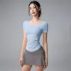Conjunto de Top Fitness de Manga Curta com Gola Redonda para Pilates, Cintura Marcada, Pregueado, para Corrida e Esportes, com Saia Pregueada de Cintura Alta para Mulheres