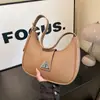 Bolsas Coreanas de Nicho de Luxo Novo Estilo Outono e Inverno 2025 Moda Simples Bolsa Transversal Feminina Bolsa de Ombro Único de Axila