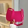 Bolso Hoboacolchado de Ante Sintético para Mujer - Bolso de Mano Mini Media Luna de Moda con Correa de Cadena Acrílica en Rojo Rosa para Uso Diario Casual y Salidas Nocturnas