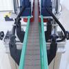 Máquina de roscar tampas automáticas verticais ZONESUN com estrutura de grampo para garrafa, máquina de travamento de rosca para tampas de 10-60mm