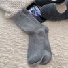 Calcetines de mujer gris-azul calcetines de otoño e invierno calcetines de algodón calcetines de lana combinación pequeño libro rojo tiembla con calcetines de mujer calcetines apilados