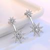 Pendiente de botón de plata micro con forma de estrella octogonal a la moda y atmosférico para mujer con colgante trasero de oreja de Tremella Regalo de alta gama Regalo de vacaciones