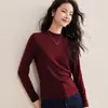 Camiseta básica negra de cuello medio alto para mujer, nuevo modelo otoño 2026, esta camiseta de manga larga de alta gama y hermosa de este año se puede usar como capa exterior.