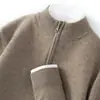 Suéter grueso de punto para hombre con cuello alto y cremallera, hecho de cachemira premium, nueva colección otoño/invierno 2026, versátil para uso casual y de negocios