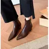 Botas finas de bico fino estilo coreano, novas botinhas de tornozelo de inverno com salto médio, emagrecedoras com zíper atrás, salto grosso, botas de moda versáteis, botas elásticas