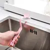 Cepillo de baño de dibujos animados mango curvo cepillo de limpieza cepillo interior muerto en forma de S cepillo de baño para niños cepillo de plástico