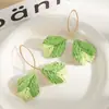 Pendientes de Hojas Tejidos Coloridos de Primavera con Líneas, Estilo Exagerado Europeo y Americano Que Hacen que el Rostro Parezca Más Pequeño