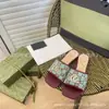 Pantuflas Planas Bordadas de Punta Cuadrada Marca G para Mujer Modelo Nuevo 2025 con Hebilla Metálica Sandalias Planas Casuales para Exteriores