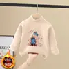 Camiseta de Manga Comprida Infantil Outono/Inverno 2026 Novo Estilo Camada Base de Lã para Meninas Estilo Coreano Top Chique Roupa de Baixo Gola Meio Alta