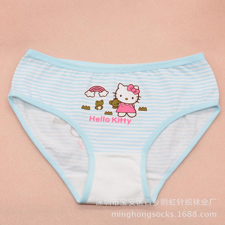 天蓝色卡通内衣内裤