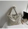 Bolsa de Algodão Bordada Nacional Nova Outono/Inverno Transfronteiriça para Mulheres Estilo Chinês Bolsa de Ombro Único para Axila Bolsa de Mão Feminina Retrô