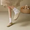 Zapatos Cálidos Birkenstock Retro que Aumentan la Altura Punta Redonda Moda Nueva Otoño e Invierno 2025 Calzado Exterior Pantuflas Baotou para Mujer Color Camel