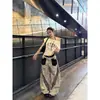 Calça casual larga de retalhos com estampa de leopardo estilo americano, unissex, corte solto, efeito emagrecedor, com design de três listras e bainha curva