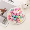Pompones de poliéster altamente elásticos y que no sueltan pelusa, pompones pequeños multicolor, adornos navideños para manualidades de kínder, accesorios para zapatos y sombreros, y materiales auxiliares