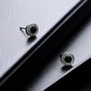 Aretes para Hombre Girasol Sentido de Alta Gama Combinación Universal Lujo Ligero Verano Nuevos Aretes para Mujer Nicho Sencillos Accesorios Joyería
