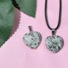 Colgante de ágata de cristal natural transfronterizo de 20 mm, colgante en forma de corazón, colgante de gema, cadena de suéter con forma de corazón de melocotón