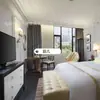 Móveis de Hotel Tulipa Quarto Padrão Conjunto Completo para Reforma de Quarto de Hóspedes Apartamento Cama Grande Cinco Estrelas Mobiliário B&B Cama de Casal Fábrica de Móveis