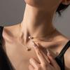 Collar Transfronterizo de Acero Inoxidable con un Toque de Lujo Estilo Francés, Colgante de Perla, Diseño de Doble Capa en Forma de Corazón, Cadena para Clavícula Color Dorado para Mujer