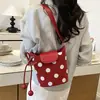 Bolsa de Axila Elegante de Nicho de Alta Qualidade para Mulheres 2026 Novo Estilo Bolinhas Bolsa Saco Elegante Bolsa de Ombro Único Transversal da Moda