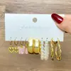 Conjunto de Brincos Dourados Moda Europeia e Americana, Combinação de Brincos Versátil e de Alta Qualidade, Brincos de Metal Estilo Ins, Tarraxas de Pérola