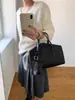 Bolsa Boston Grande Personalizada Estilo Minimalista de Nicho para o Dia a Dia Versátil Simples de Ombro Transversal Bolsa de Mão