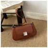 Tendência de Moda Nova Primavera/Verão 2026 Transfronteiriça Bolsa de Ombro Único para Axila Estilo Coreano Simples Versátil Bolsa Transversal Pequena com Corrente