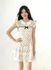 Estilo suave y elegante, cuello de muñeca, lunares, vestido de manga acampanada para mujer, verano, entallado a la cintura, adelgazante, patchwork de encaje, vestido corto, moderno