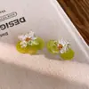 Pendientes Redondos de Piedra Triturada y Concha Estilo Hada Aguja Plateada, Pendientes de Lujo Ligero de Gama Alta, Accesorios para Orejas Niche Estilo Vacaciones para Mujeres