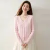 Novo Cardigã de Cashmere com Trança e Gola V Outono Feminino Suéter de Cashmere Botão de Pérola Trançado Solto Roupa de Exterior