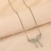 Colar de Laço Personalizado Venda Direta da Fábrica Singapura para Mulheres, Design de Nicho, Corrente de Clavícula de Celebridade da Internet Estudante, Acessório Legal da Moda