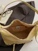 Bolso de axila de gran capacidad estilo coreano para mujer, bolso de trabajo, nuevo modelo primavera 2026, bolso tipo cubo biker con tachuelas, bolso cruzado