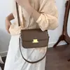 Bolsa de ombro versátil, bolsa transversal para o dia a dia para mulheres, nova bolsa niche texturizada tipo tofu, bolsa quadrada pequena, bolsa de antebraço para mulheres