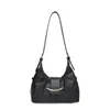 Bolso de hombro de diseño moderno y único para mujer, nueva colección 2026, versátil y elegante, perfecto para el transporte urbano.