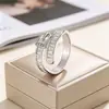 Hebilla de Cinturón Anillo Exquisita Yanbai Transfronteriza Europea y Americana con Circonita Cuadrada Microincrustada, Anillo de Dedo Índice de Lujo Ligero de Gama Alta, Moderno