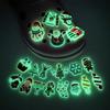 19 accesorios navideños fluorescentes para manualidades PVC goma blanda dibujos animados hebilla decorativa desmontable agujero zapatos flor zapatos accesorios