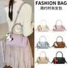 Bolsa de Bowling Estilo Coreano com Padrão de Lichia para Mulheres, Bolsa de Mão de Grande Capacidade, Bolsa de Ombro Cruzada Versátil e Fashionável, Bolsa Almofada