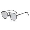 Nuevas Gafas de Sol de Moda con Montura Grande Metal Doble Puente Parasol Gafas de Visión Nocturna Montando Cachorros Guapo Polarizadas Gafas de Sol para Hombres al Conducir