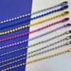 Atacado de Fabricante Corrente de Bolinhas Onduladas Redondas de Metal de 2,4 mm Eletrogalvanização Colorida Corrente para Etiqueta de Roupa Corrente Ondulada para Persiana de Banheiro