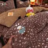 2026 Nuevo Juego de Cama Estampado de Vellón de Leche de Cuatro Piezas Otoño e Invierno Cálido Engrosado Funda Nórdica Sábana Ropa de Cama Venta al por Mayor