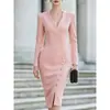 Vestido Longo com Decote V, Mangas Longas e Ajuste na Cintura com Botões - Novo 2026 AliExpress