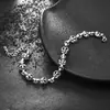 Pulseira de flor cruzada para homens, pulseira simples e única da moda, acessório de mão feminino moderno, versátil, luxo leve, acessório de alta qualidade