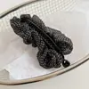 Grampo Banana Plissado de Chiffon com Bolinhas, Suave e Atmosférico, Grampo Elegante Antiderrapante para Rabo de Cavalo Alto, Grampo de Cabelo Versátil para o Dia a Dia