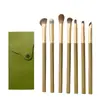 En Stock Set de 7 Brochas para Maquillaje de Ojos Color Aguacate Cangzhou Brocha para Sombras de Ojos para Principiantes Pincel de Detalle Herramientas de Belleza Venta al por Mayor