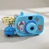 Cámara de simulación de proyección de dibujos animados llavero de moda colgante para bolso de niña pequeña juguete pequeño cuerda para la mano venta al por mayor