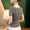 Camiseta de cuadros de seda brillante con cuello descubierto para mujer, manga corta, pata de gallo irregular, elegante, top pequeño, verano 2022, nueva