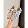 Zapatillas Deportivas Casuales Ligeras Versátiles Blancas para Mujer 2026 Primavera Nueva Retro Estrella Forrest Gump